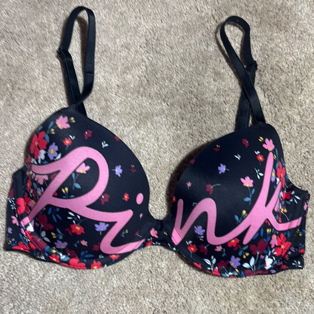 PINK Victoria's Secret Floral Bra 32C wear everywhere t shirt bra lightly lined